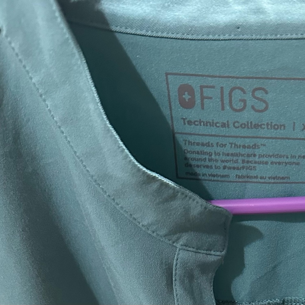 FIG Scrub top